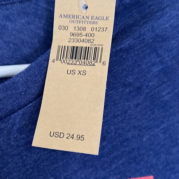 NWT American Eagle women’s long sleeve T-shirt. Size extra small. - Picture 3 of 5